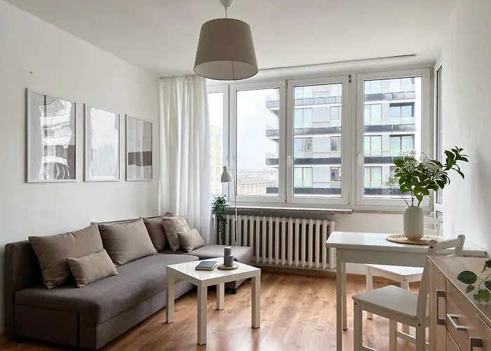 Tangerine Apartment City Center